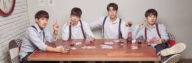 사진=왼쪽에서 3번째, 젠틀즈(zentlez) 공식 X 계정