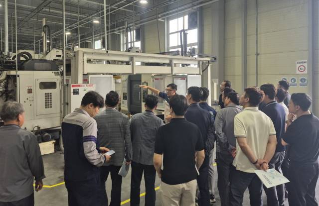 3일 충남 서산오토밸리 삼보오토에서 '산업단지 AX 카라반' 행사가 진행되고 있다.사진제공=한국산업단지공단