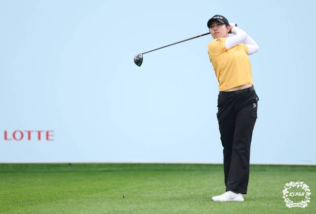 단독 선두에 나선 마다솜. 사진 제공=KLPGA