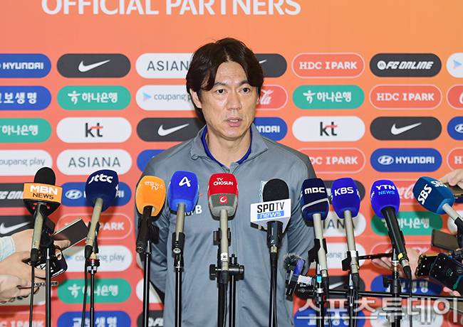 홍명보 감독 / 사진=DB