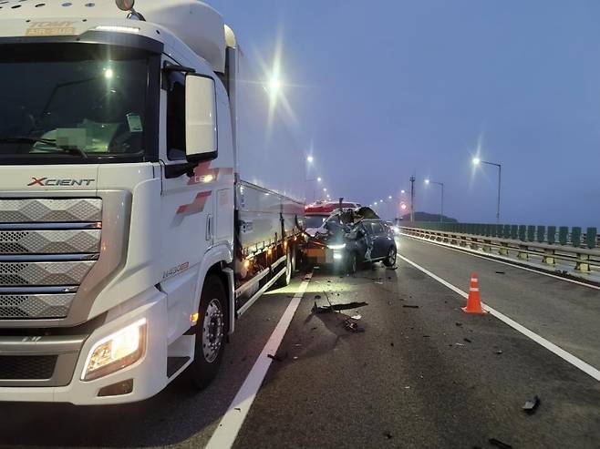 사고 현장 [인천소방본부 제공. 재판매 및 DB 금지]