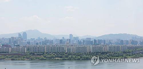 재건축을 추진중인 서울 강남구 압구정 현대 아파트 모습 [연합뉴스 자료사진]