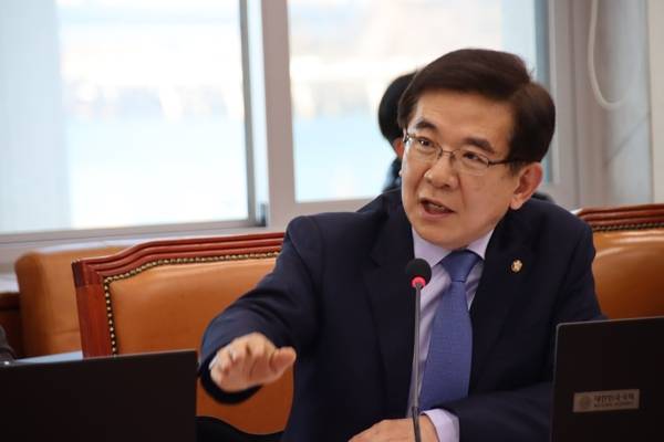 정일영 더불어민주당 의원이 대통령과 공공기관장·감사의 임기를 일치시키는 방안을 추진한다. /정일영 의원실 제공