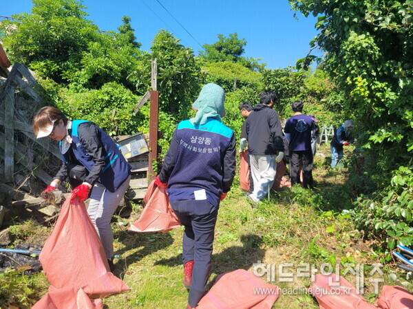 정비작업 모습.