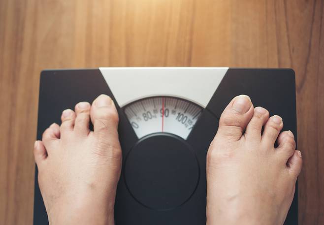 운동을 열심히 하고, 식단에 신경을 쓰는 데도 체중이 잘 안 줄어드는 데에는 몇 가지 이유가 있다. [사진=게티이미지뱅크]