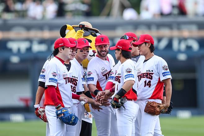 KIA 타이거즈가 전반기 마지막 6연전에서 롯데 자이언츠와 한화 이글스를 차례로 만난다. 3위 이상을 노릴 수 있는 승부처다. 사진제공=KIA 타이거즈