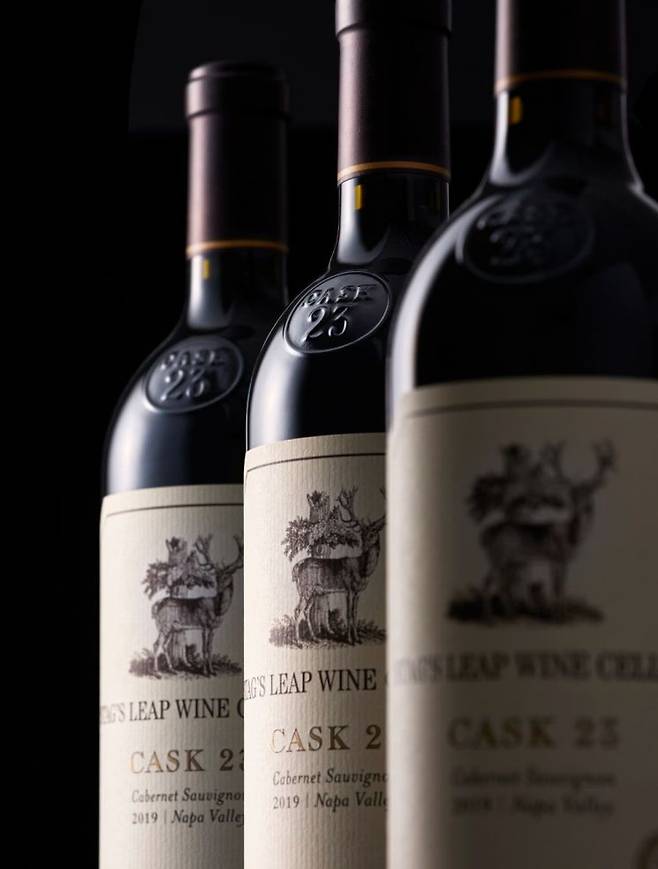 '스택스 립 와인셀라 캐스크 23 카베르네 소비뇽(Stag's Leap Wine Cellars CASK 23 Cabernet Sauvignon)'.