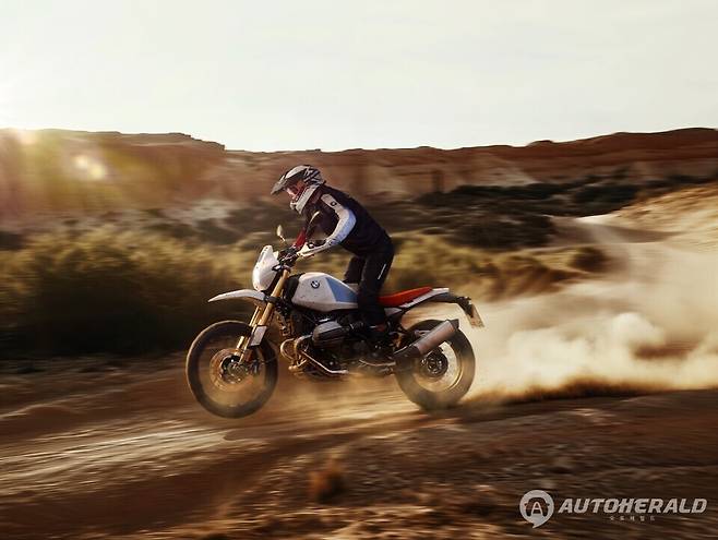 BMW&nbsp;뉴&nbsp;R 12 G/S (BMW 모토라드)