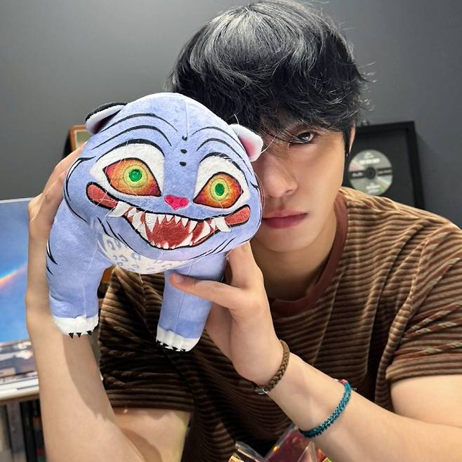 ‘케이팝 데몬 헌터스’ 진우 역 목소리 연기를 맡은 배우 안효섭. (사진=안효섭 SNS)