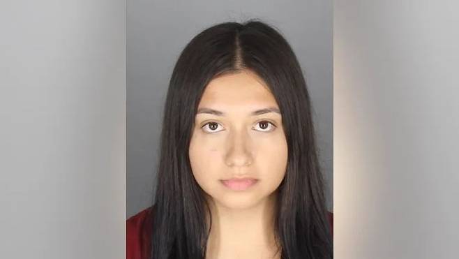 10대 남학생과 성관계를 맺은 혐의를 받는 전직 교사 조슬린 산로만. [오클랜드 카운티 교도소]