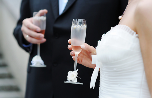 커플 관련 이미지. 기사와 직접적인 관련 없음. 아이클릭아트