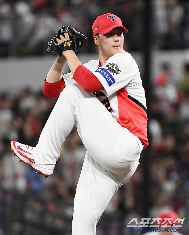 4일 광주 기아 챔피언스필드에서 열린 롯데-KIA전. 9회말 정해영이 투구하고 있다. 광주=정재근 기자 cjg@sportschosun.com/2025.7.4/