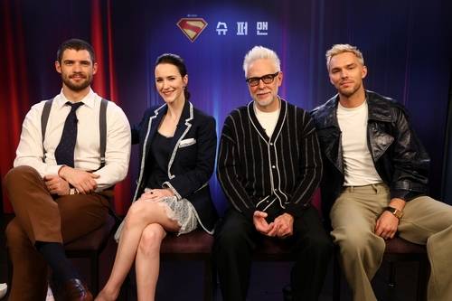 영화 ‘슈퍼맨’ 라이브 콘퍼런스 [사진 제공 = 워너브라더스 코리아]