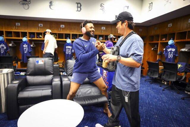 김하성과 탬파베이 동료의 인사/탬파베이 레이스 SNS