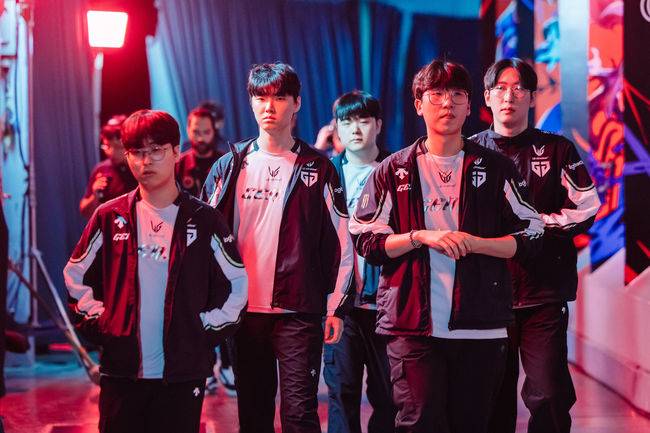 라이엇게임즈 플리커.