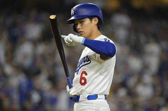 LA 다저스 유틸리티 플레이어 김혜성이 5일 미국 캘리포니아주 로스앤젤레스 다저스타디움에서 열리는 2025 메이저리그 휴스턴 애스트로스전 선발 라인업에서 빠졌다. 김혜성은 2경기 연속 벤치에서 경기를 시작한다. 연합뉴스