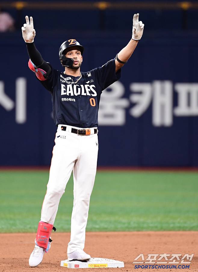 5일 서울 고척돔에서 열린 KBO리그 키움과 한화의 경기. 9회초 1타점 2루타를 날린 한화 리베라토. 고척=송정헌 기자songs@sportschosun.com/2025.07.05/