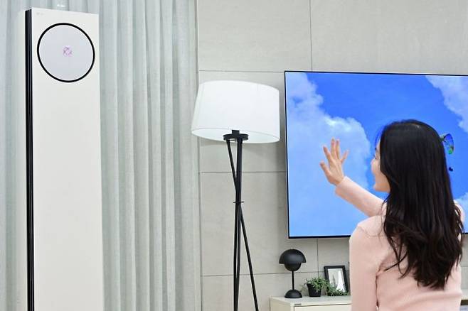 LG 에어컨 제품.