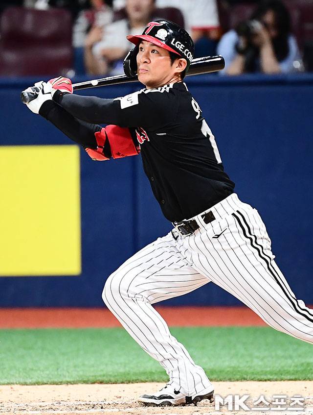 6일 대구 삼성전에서 홈런포를 가동한 오지환. 사진=김영구 기자