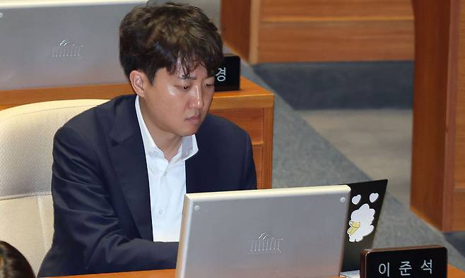 이준석 개혁신당 의원이 지난 3일 서울 여의도 국회에서 열린 본회의에 참석해 있다. 뉴스1