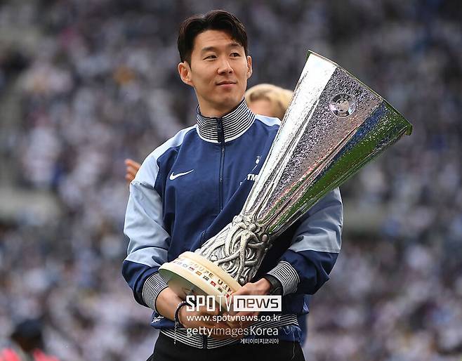 ▲ 토트넘 통산 출전 기록도 역대급이다. 10년간 공식전 454경기에 출전해 구단 역대 최다 출전 7위까지 치고 올라갔다. 그간 프리미어리그에서만 127골을 넣었다.