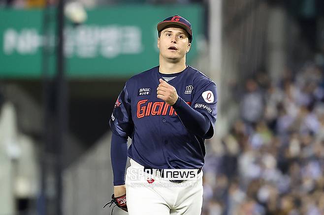 ▲ 롯데 선발진에 새로운 논쟁거리로 떠오른 터커 데이비슨 ⓒ곽혜미 기자