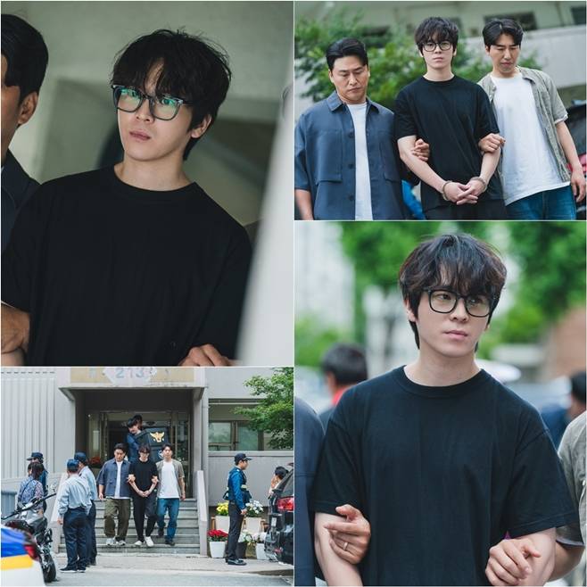 ENA 살롱 드 홈즈, 이재균