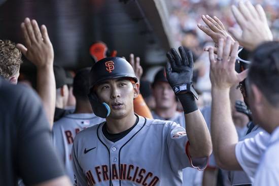 샌프란시스코 자이언츠 이정후가 6일(한국시간) 미국 캘리포니아주 새크라멘토의 수터 헬스 파크에서 열린 2025 미국 메이저리그(MLB) 애슬레틱스와의 원정경기에 5번타자 겸 중견수로 선발 출전, 5타수 1안타 1득점을 기록했다. 연합뉴스