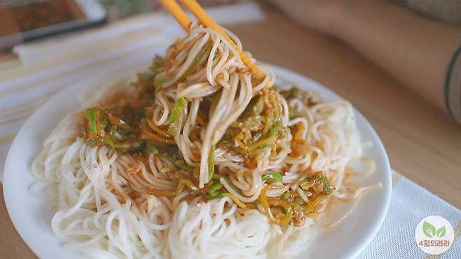 애호박국수 한접시