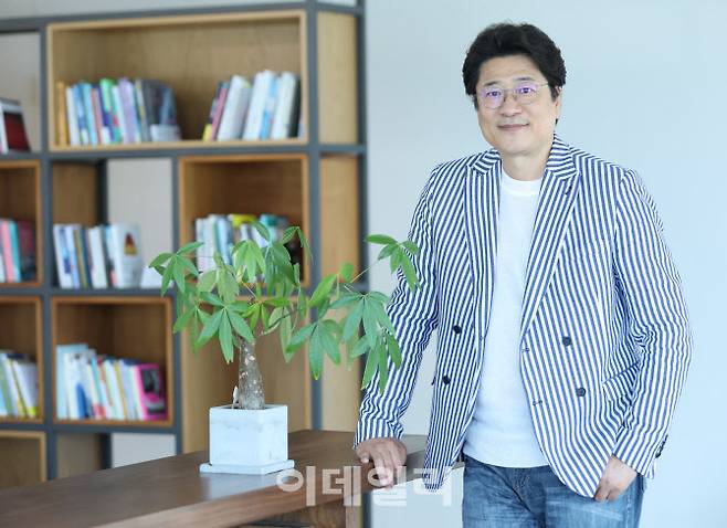 서희태 KG필하모닉오케스트라 음악감독이 최근 서울 중구 통일로 KG타워에서 이데일리와 인터뷰를 하고 있다. (사진=노진환 기자)