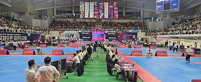 5일 부산 기장체육관 전경