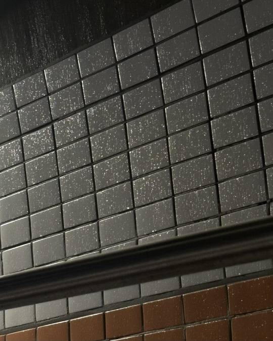 보령해저터널 내부 벽쪽에 물기가 가득 차 있다. 최다인 기자