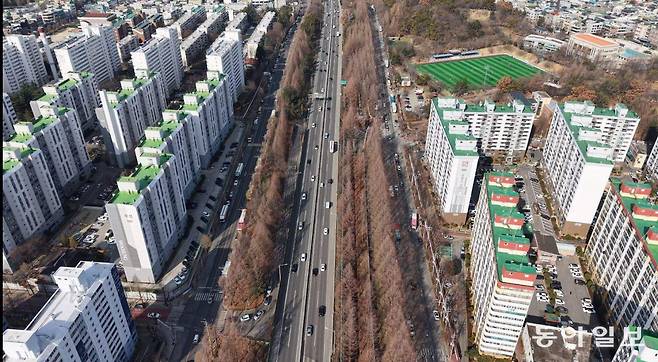 2023년 기준, 해당 구간 중 서광주IC~동림IC 2㎞ 구간의 하루 평균 통행량은 13만8800대로, 전문가들이 제시하는 왕복 4차선 도로의 적정 통행량(5만1300대)을 훨씬 웃돈다. 한국도로공사 제공