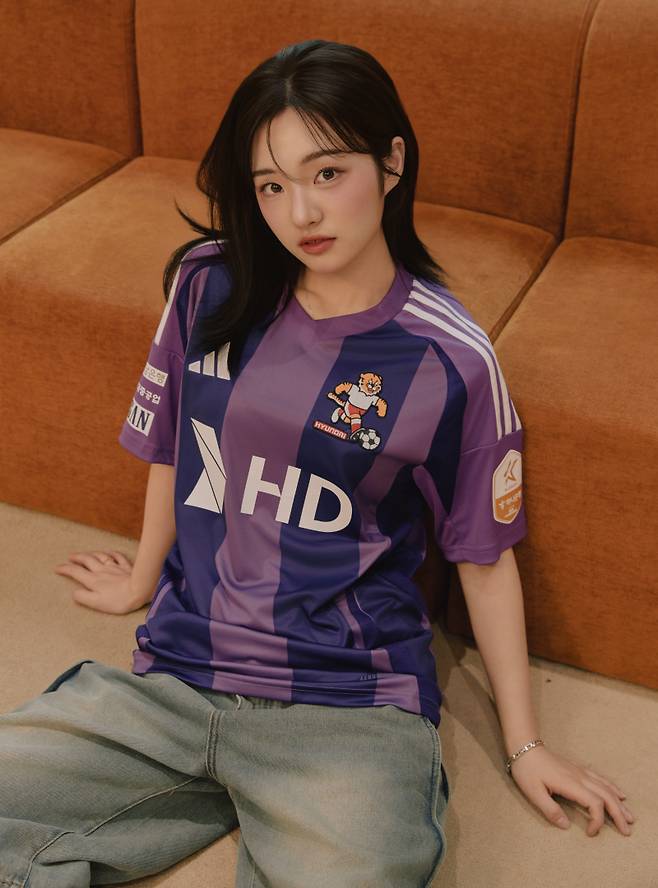 7일 울산이 공개한 뉴트로 유니폼. 1996년 구단의 첫 우승 당시 유니폼을 새로운 모습으로 탈바꿈했다. 사진=울산