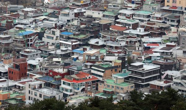 서울 시내 빌라 밀집 지역을 위에서 내려다본 모습. 연합뉴스