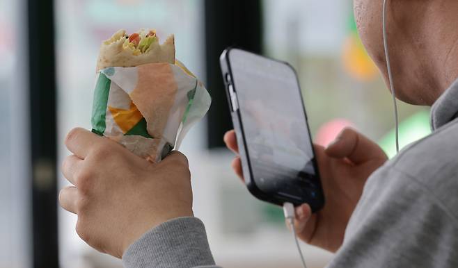 서울 시내의 한 서브웨이 모습. [사진 = 연합뉴스]