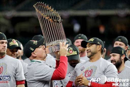 2019년 워싱턴의 우승을 이끈 리조 단장과 마르티네스 감독이 동시에 경질됐다. 사진=ⓒAFPBBNews = News1