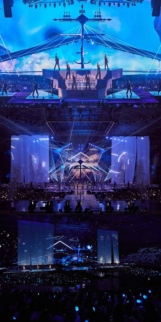 '라이징 라우드'는 성장을 위해 새로운 여정을 떠나는 라이즈의 이야기를 담아낸 공연이었다. SM엔터테인먼트 제공