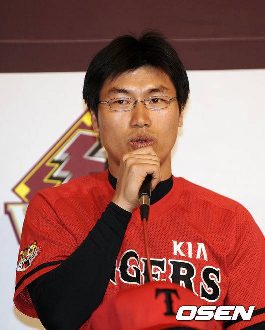 [OSEN=김영민 기자]  20080325 프로야구 미디어데이 KIA 장성호. 2008.03.25 /ajyoung@osen.co.kr