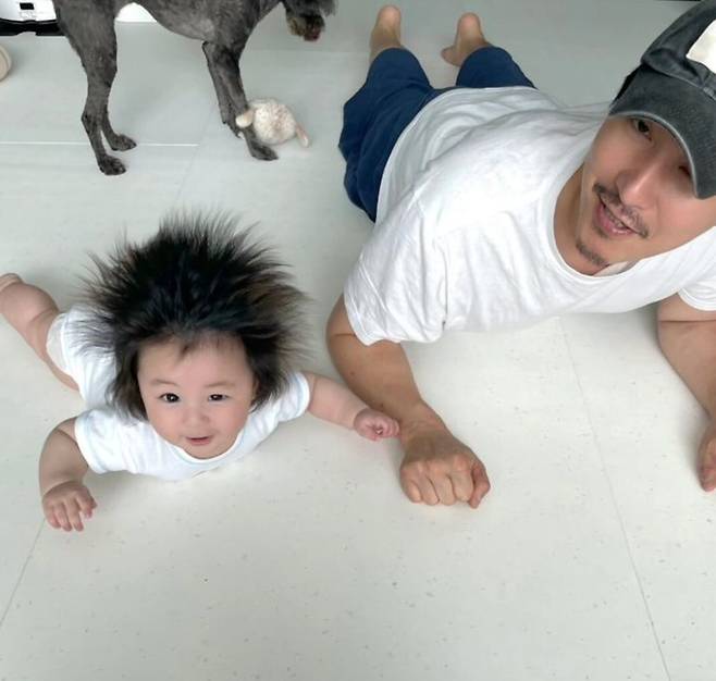 심형탁이 아들과 함께 찍은 일상 사진을 공개했다. 심형탁 인스타그램 캡처