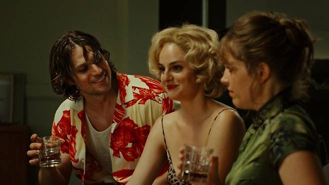 영화 '발코니의 여자들' 속 한 장면 [그린나래미디어 제공. 재판매 및 DB 금지]