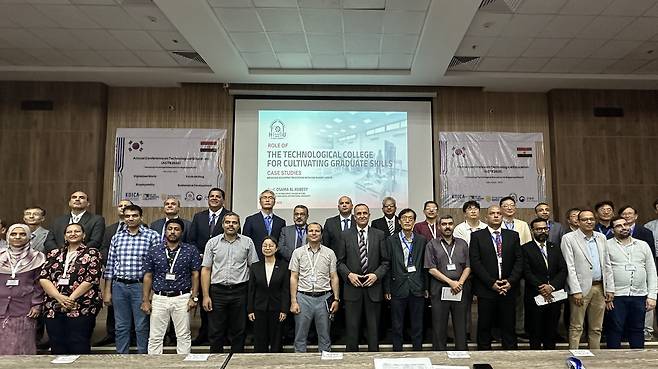 기념촬영 모습 [한국기술교육대 제공. 재판매 및 DB 금지]