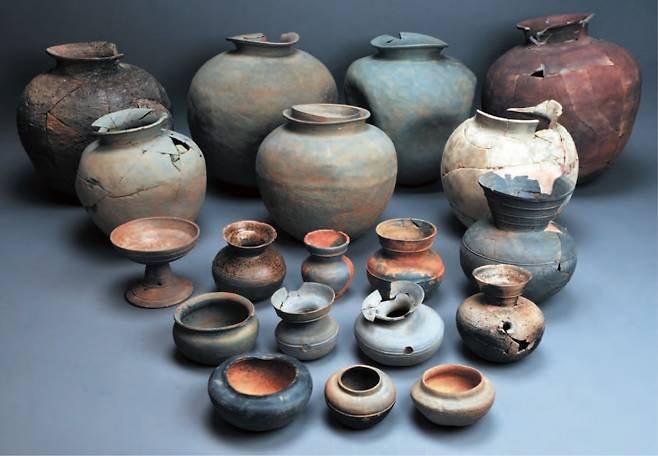 옥야리 장동 방대형 고분 출토 유물  [국가유산청 제공. 재판매 및 DB 금지]