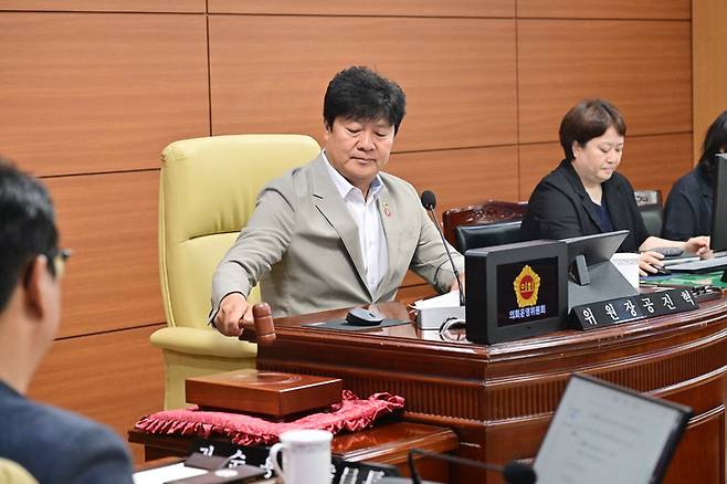 울산시의회 의회운영위원회는 8일 의회운영위를 열어 제258회 임시회 의사일정 협의 건을 원안가결 했다. 울산시의회 제공