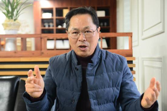 김봉윤 국사편찬위 사료조사위원