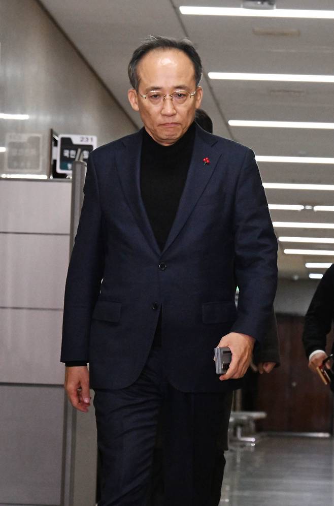 추경호 국민의힘 원내대표가 작년 12월 4일 국회에서 비공개로 열린 최고위원회의에 참석 하고 있다./조선일보 DB