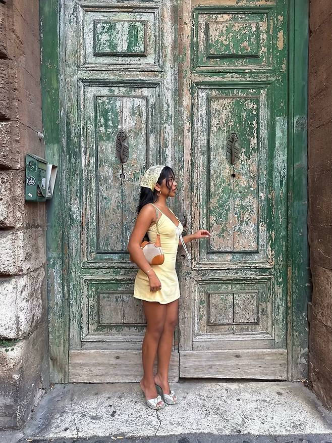 인스타그램 @afrinsophianto