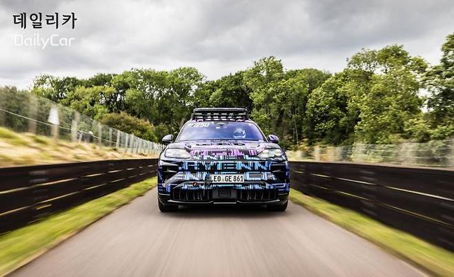 포르쉐 카이엔 일렉트릭(The Cayenne Electric) (전기차 프로토타입)