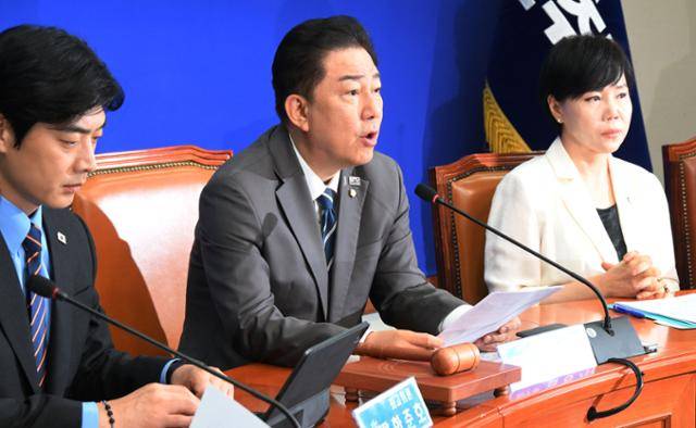 김병기 더불어민주당 당대표 직무대행 겸 원내대표가 7일 국회에서 열린 최고위원회의에서 발언하고 있다. 고영권 기자