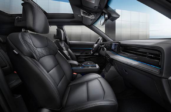 KGM '액티언 하이브리드' 인테리어. [사진=KG모빌리티]